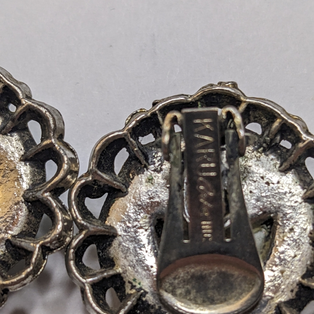 Vintage KARU Arke Inc. Faux Turquoise Clip-On Earrings - Picture 5 of 5